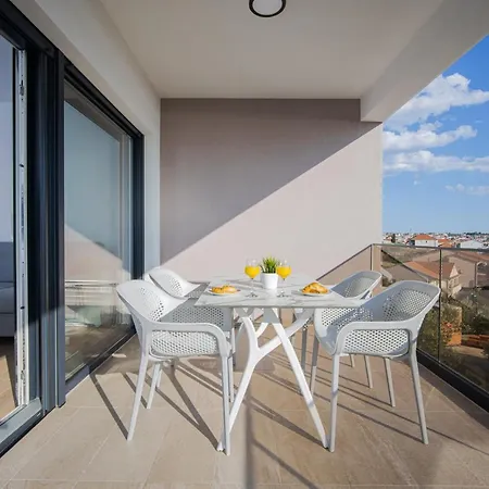 Adriatic Garden 3* Okrug Gornji