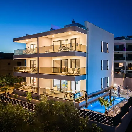 Konukevi Adriatic Garden