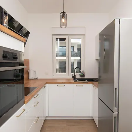 Konukevi Adriatic Garden