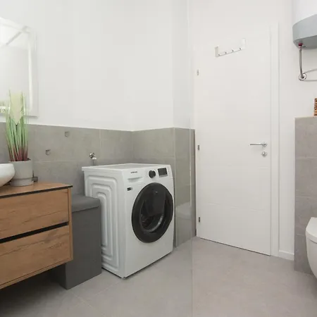 Konukevi Adriatic Garden Okrug Gornji