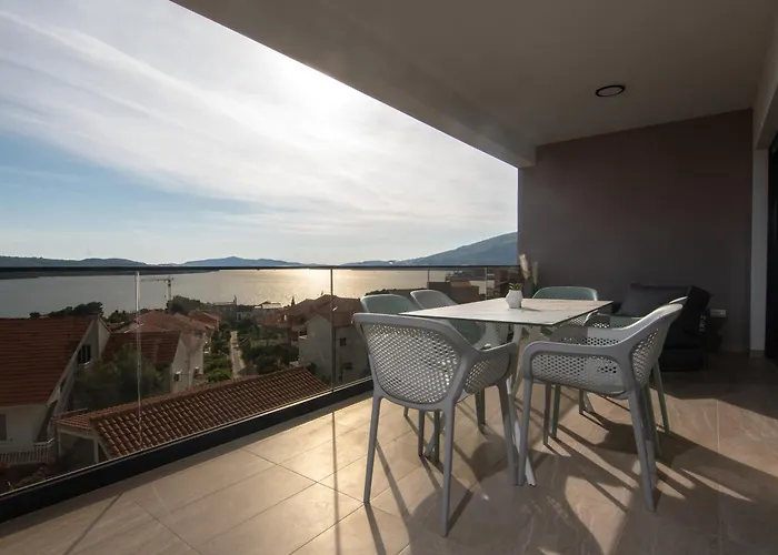 Adriatic Garden Pensionat 3*